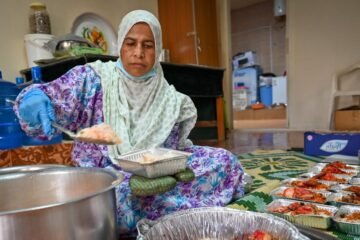 Emirati woman on AED3,000 salary cooks 100 Iftar meals every day to feed the hungry